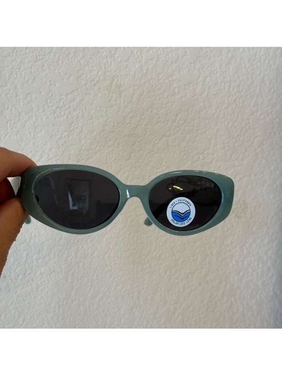 Anthropologie I See Marley Polarized Sunglasses main image 9